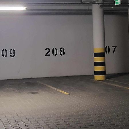 Apartament Em Klimatyzacja&Parking Rzeszów Esterno foto