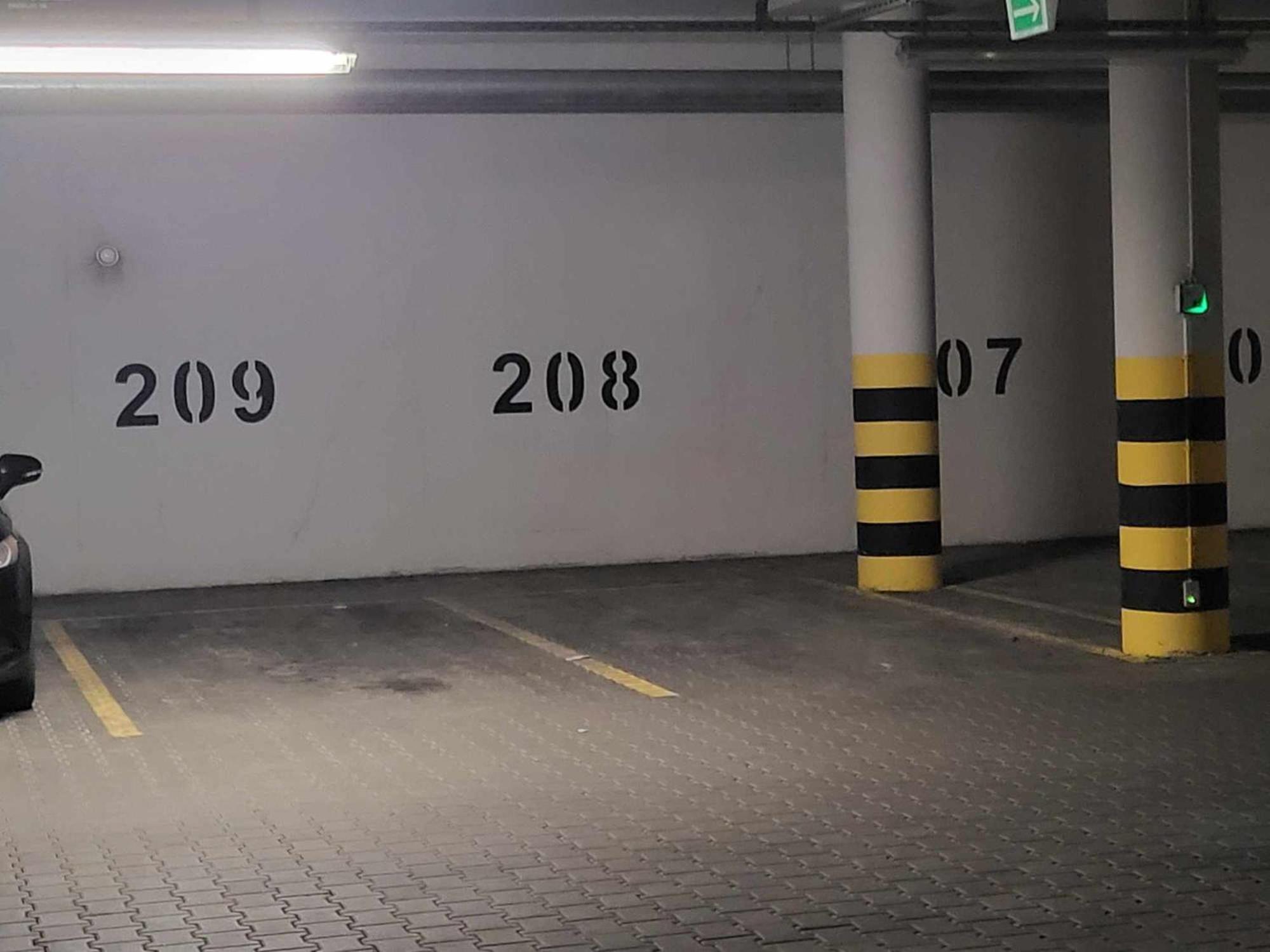 Apartament Em Klimatyzacja&Parking Rzeszów Esterno foto