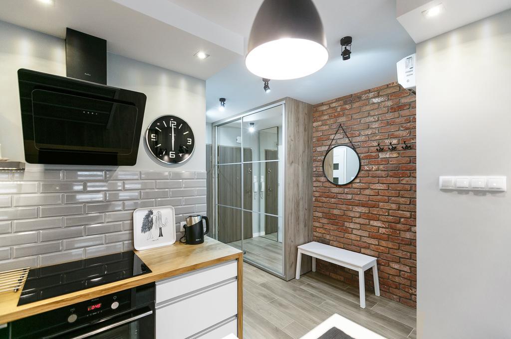 Apartament Em Klimatyzacja&Parking Rzeszów Esterno foto