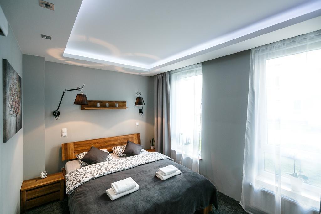 Apartament Em Klimatyzacja&Parking Rzeszów Esterno foto