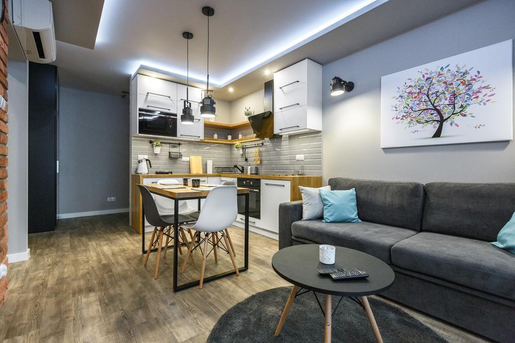 Apartament Em Klimatyzacja&Parking Rzeszów Esterno foto