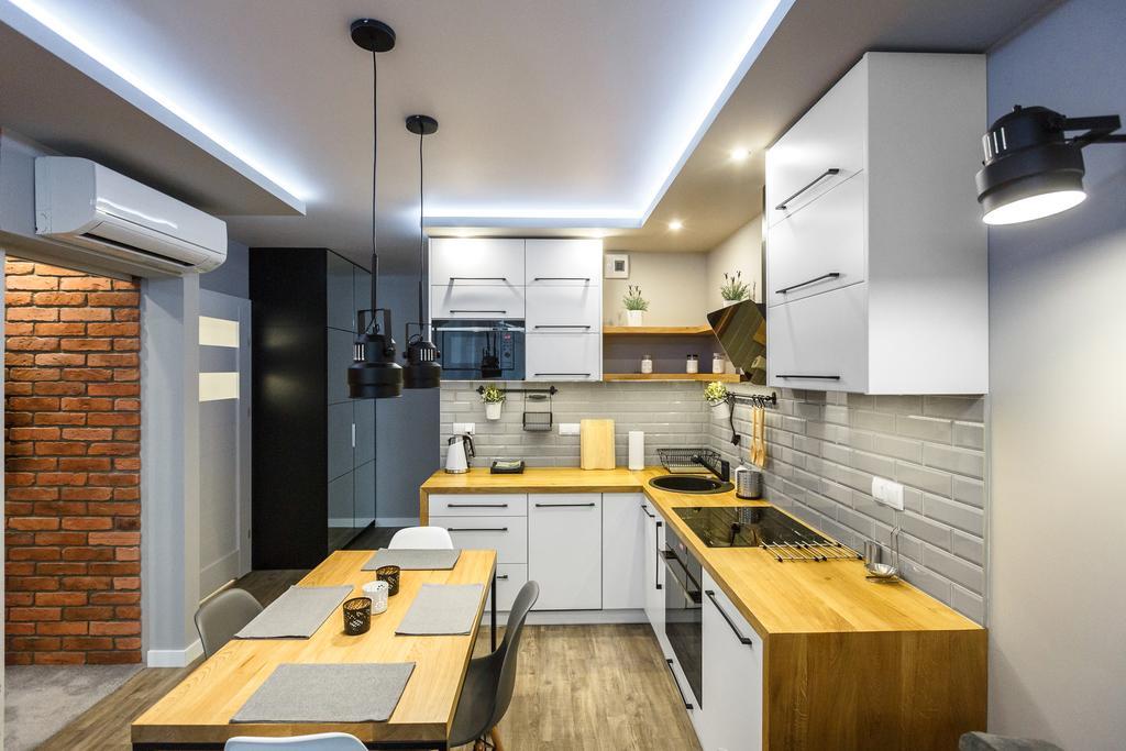 Apartament Em Klimatyzacja&Parking Rzeszów Esterno foto