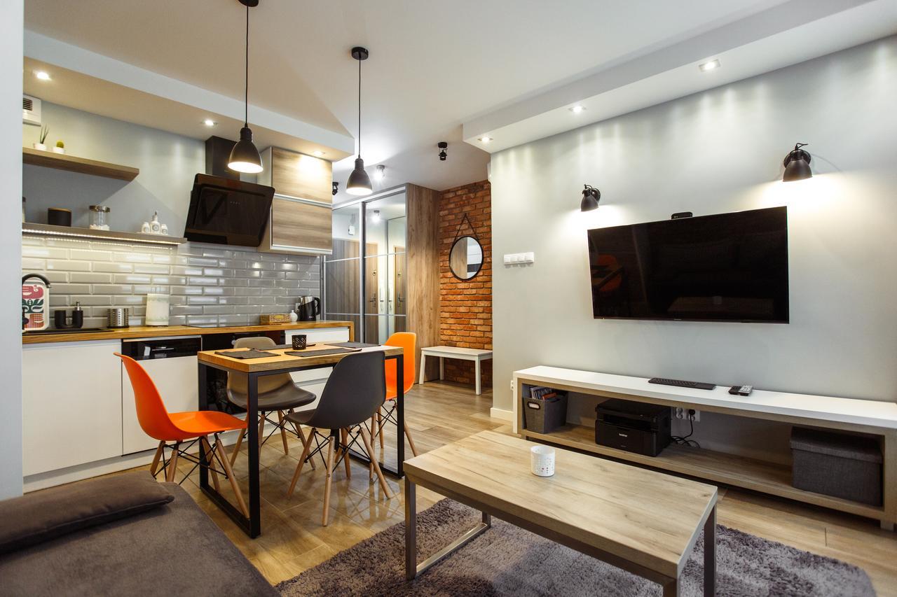 Apartament Em Klimatyzacja&Parking Rzeszów Esterno foto