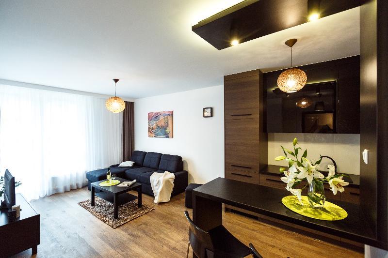 Apartament Em Klimatyzacja&Parking Rzeszów Esterno foto