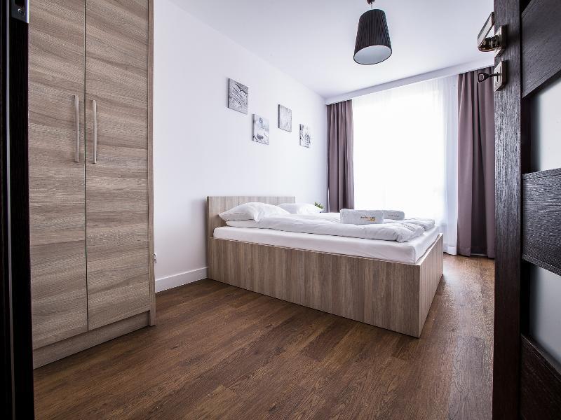 Apartament Em Klimatyzacja&Parking Rzeszów Esterno foto